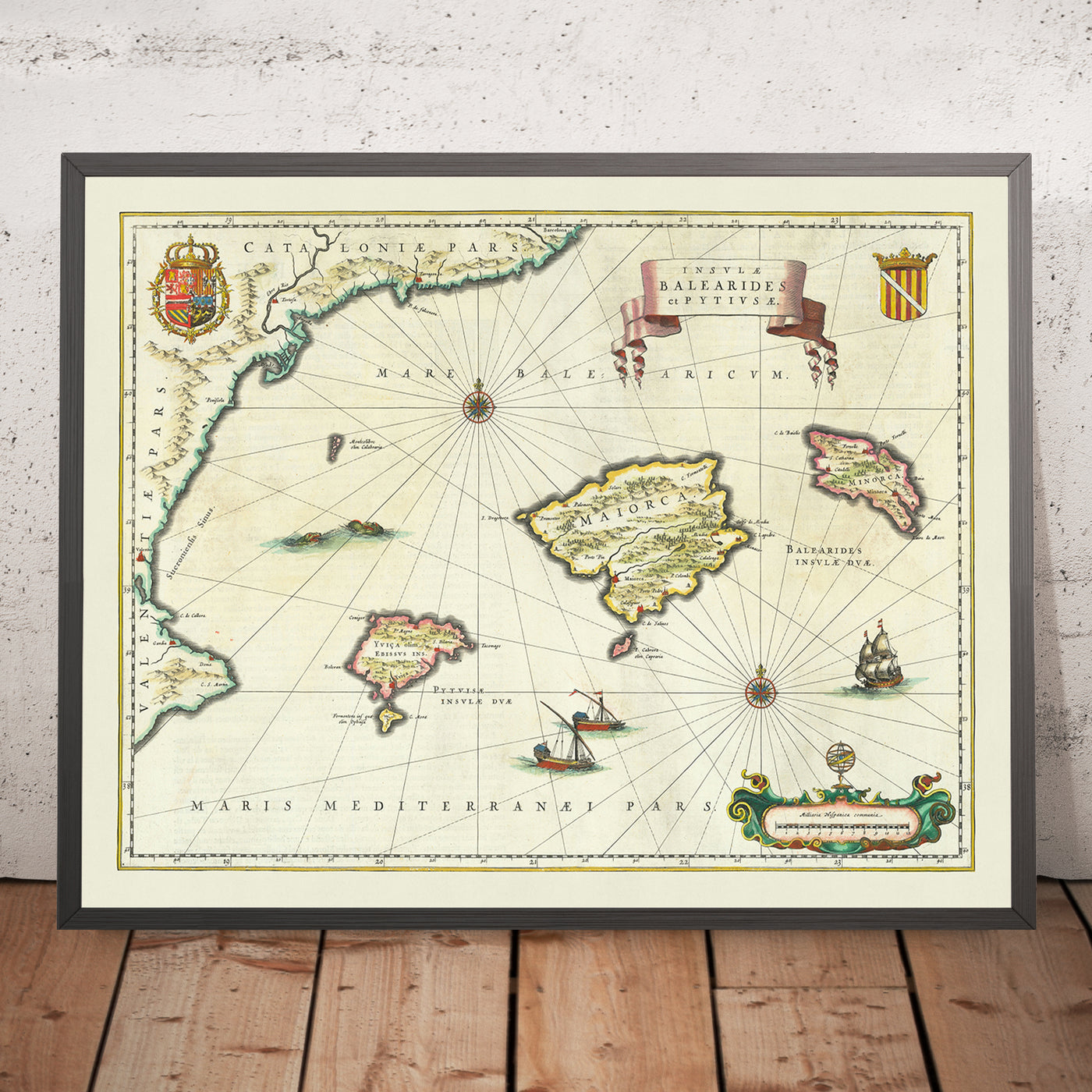 Ancienne carte des îles Baléares, 1640 : Majorque, Minorque, Ibiza, littoral catalan, monstres marins