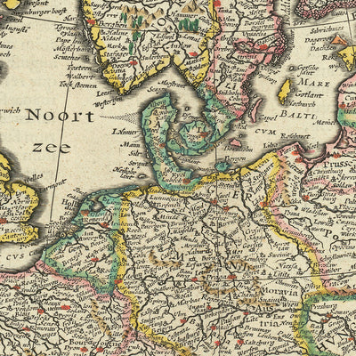 Antiguo mapa de Europa de Blaeu, 1630: ricamente adornado, ilustraciones culturales y elementos míticos