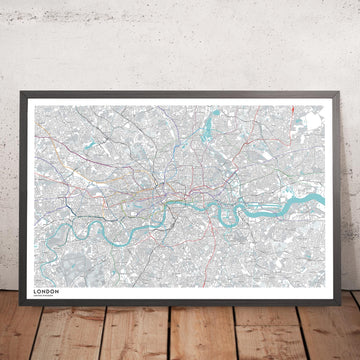 Mappa moderna di Londra con vere linee della metropolitana e treni di superficie 
